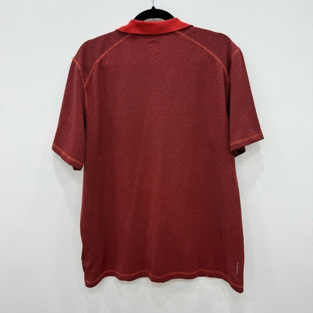 North Face Red Flashdry Short Sleeve Polo Shirt Sz XL textured design